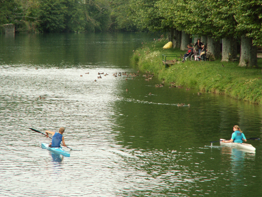 Photo de présentation de l'activité de canoé que l'on peut faire à Quingey